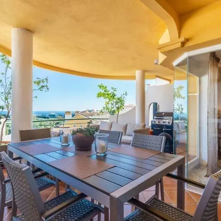 דירה 4 Bedroom Luxury Duplex With Sea Views By Puerto Banus