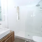 4 Bedroom Luxury Duplex With Sea Views By Puerto Banus Lägenhet