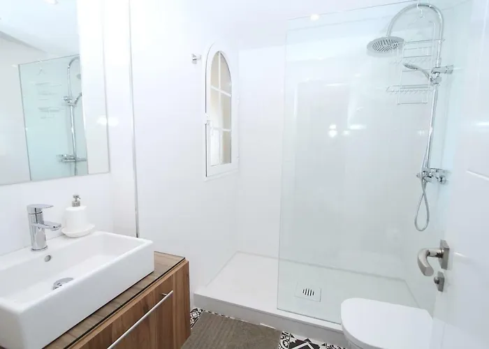 4 Bedroom Luxury Duplex With Sea Views By Puerto Banus Apartment