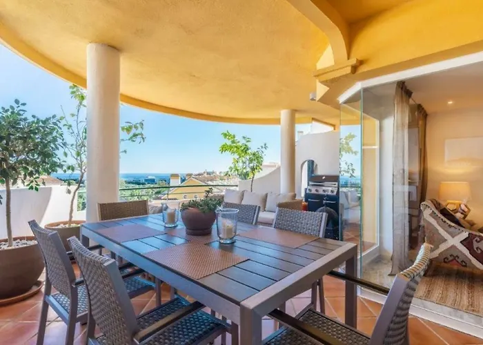 Apartment 4 Bedroom Luxury Duplex With Sea Views By Puerto Banus