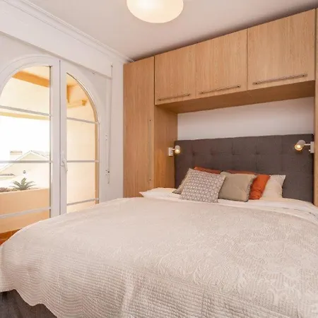 4 Bedroom Luxury Duplex With Sea Views By Puerto Banus Appartement