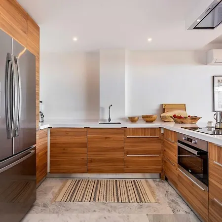 アパート 4 Bedroom Luxury Duplex With Sea Views By Puerto Banus マルベーリャ