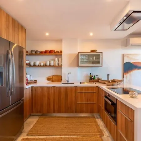 アパート 4 Bedroom Luxury Duplex With Sea Views By Puerto Banus マルベーリャ